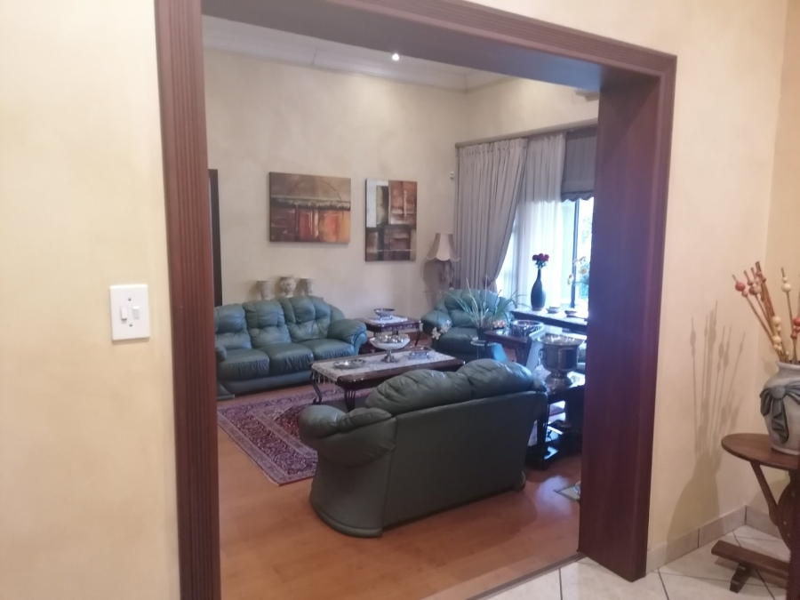 5 Bedroom Property for Sale in Doringkruin North West